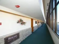 Forty Winks Inn LLC Hotels in West Allis