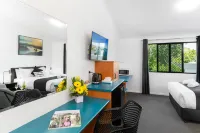 CQ Motel Gladstone Hotels near Queens Hotel Motel Gladstone