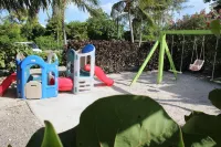 Ports of Call Resort - 3-Star