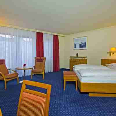 Parkhotel Bad Homburg Rooms