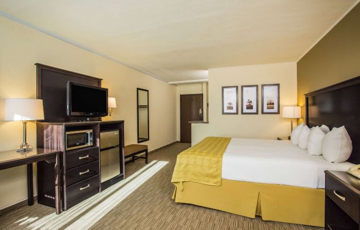 AmericInn by Wyndham Janesville