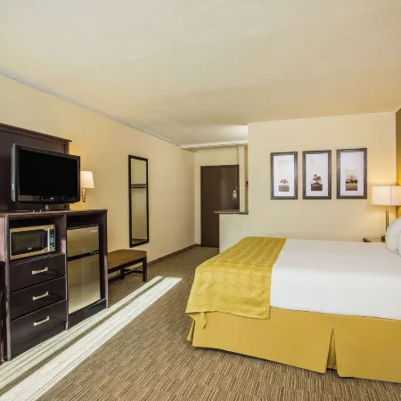 AmericInn by Wyndham Janesville