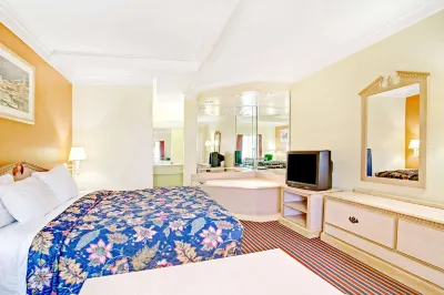 Days Inn by Wyndham Kingsland GA
