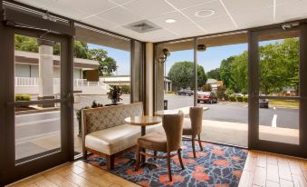Clarion Pointe Morrow - Atlanta South