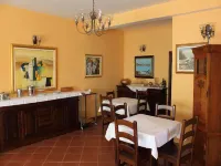 Apartments Meridiana 2 Hotels in Gradac