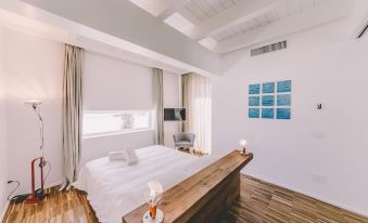Suite 10 Home Design & Spa