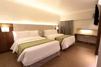 Oasis Plaza Hotel Hotels in Рібейран-Прету