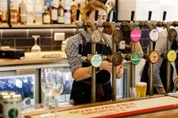 The Waterloo Bay Hotel Hotels in Wynnum