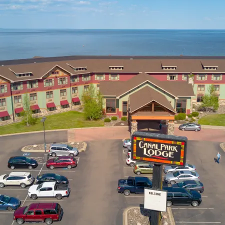 Canal Park Lodge
