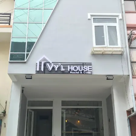 Vyl House