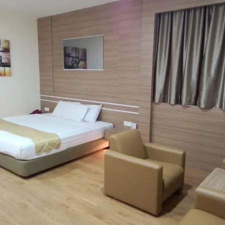 Holiday Hotel Batam