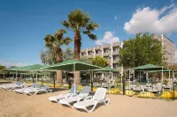 NİNA Resort Otel فنادق في Burhaniye