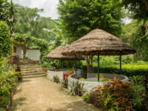 Siddhartha Resort, Chisapani Hotels in Lamki Chuha