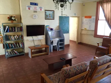 Hay Street Traveller's Inn