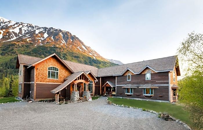 Inn at Tern Lake