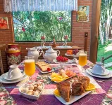 Pousada Alto da Neblina - servizio colazione