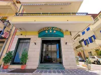 Albergo delle Rose Hotel in zona Bar Ritrovo Il Gabbiano