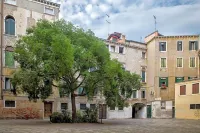 Hotel Mezzo Pozzo - 2-Star