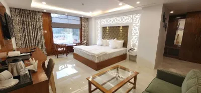 Piyush Residency Hotels near Narkanda Forest