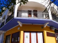 Captain's Beach Apartments Hotels near Agios Athanasios
