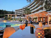 Marmari Bay Hotel - Kolam Renang