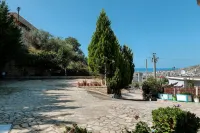 Miracle Luxury Apartments Отели в г. 
