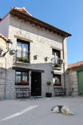 Hotel Rural la Tenada