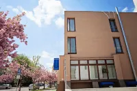 Hotel Oko Hotels near Diecezne Muzeum