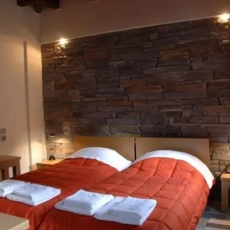 Thalia Rooms