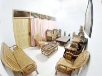 With Friends Homestay Jogja Hotels in Mantrijeron