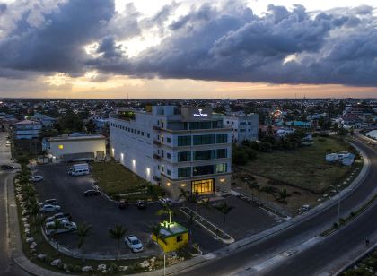 Golden Bay Belize Hotel