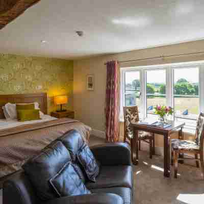 The Stratford Park Hotel & Golf Club Rooms