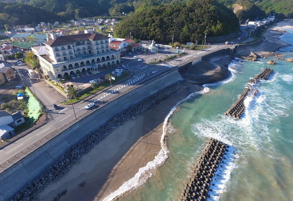hotel overview picture