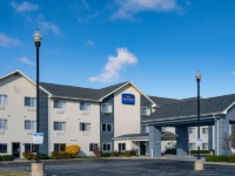 เบย์มอนท์ บายวินด์แฮม เกอร์นี โรงแรมในGurnee