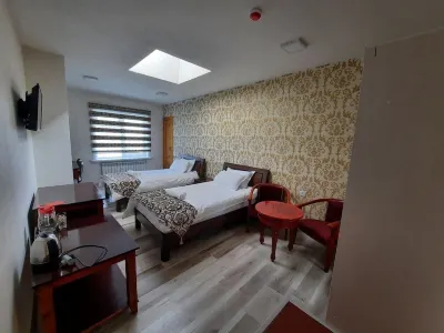 Hotel Diyor Hotels in 