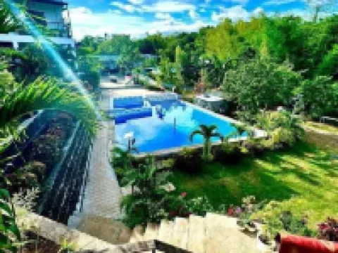 Casa de Robles Hotels in Tanay