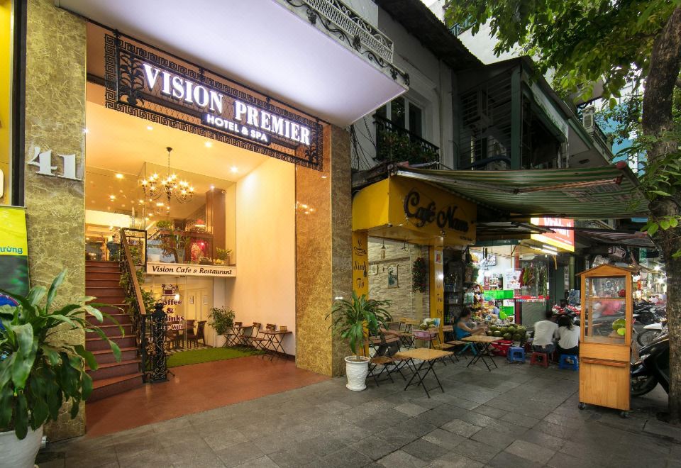 Vision Premier Hotel & Spa