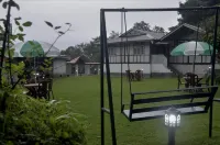 Green Leaf Resort