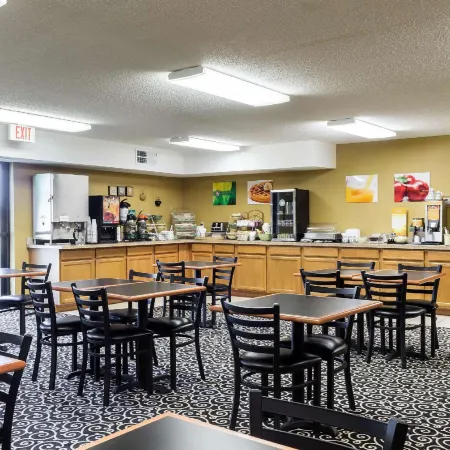 Quality Inn & Suites Watertown Near Prairie Lakes Ice Arena