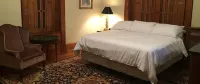 The Inn at Centre Park Hotels in Reading