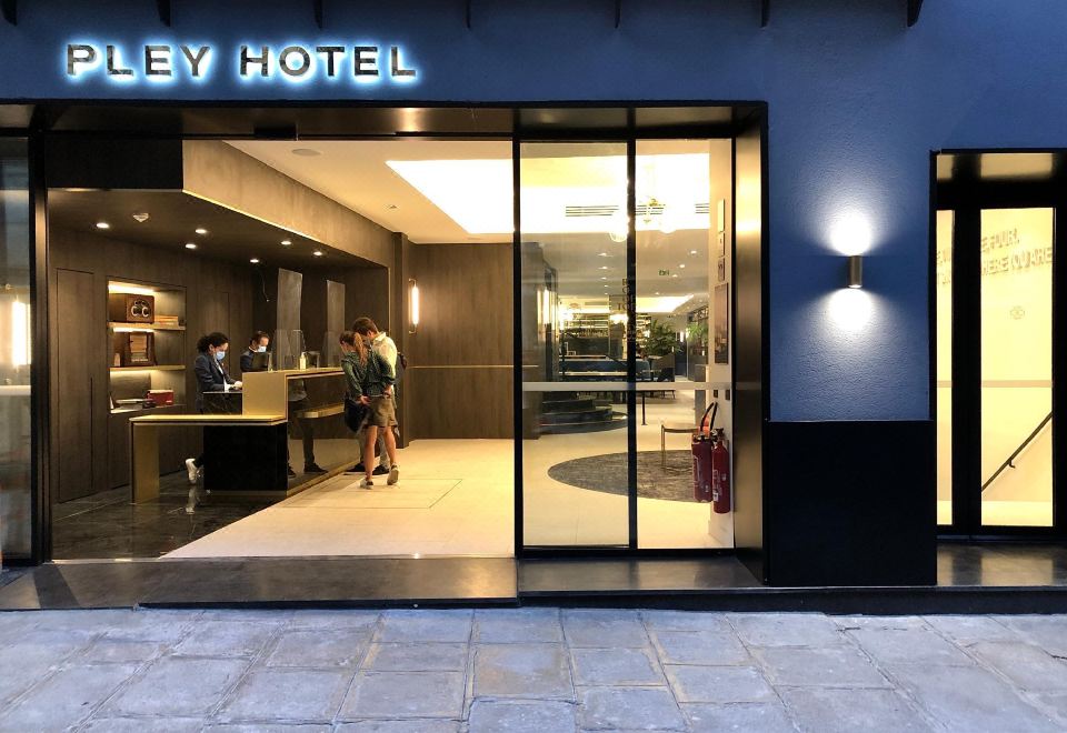 hotel overview picture