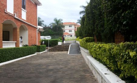 Slumberland Hotel - Housity