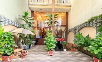 Tan Dat Hoa Hotel & Massage