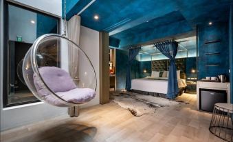 La Moon Boutique Motel