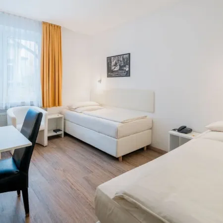 Stadt-Gut-Hotel Rheinischer Hof