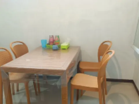 Alton Guest House (2 Bedrooms) Hotels in Sidorejo