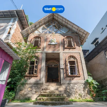 The New Ahmad Lodge and Garden View Отели рядом с достопримечательностью «Лембанг BBPP»