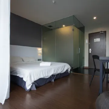 Chariton Hotel Ipoh Hotels near Mirror lake