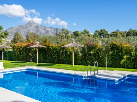 Los Naranjos Singles Отели в г. Коста-дель-Соль-Оксиденталь