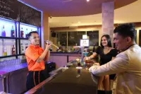 Swiss-Belinn Balikpapan - bar